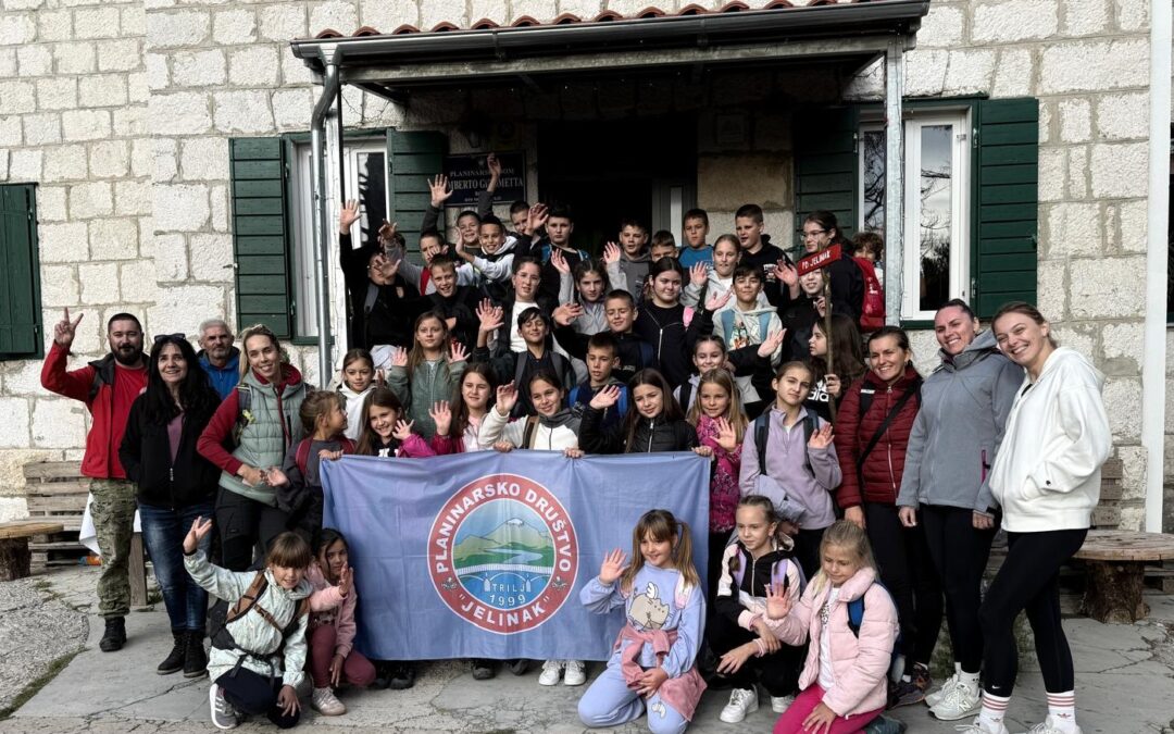 Mladi planinari OŠ Trilj i PD Jelinak, na Mosoru